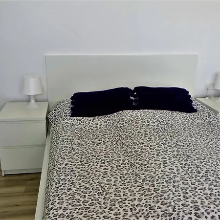 Apartamento Antonakis 501 *